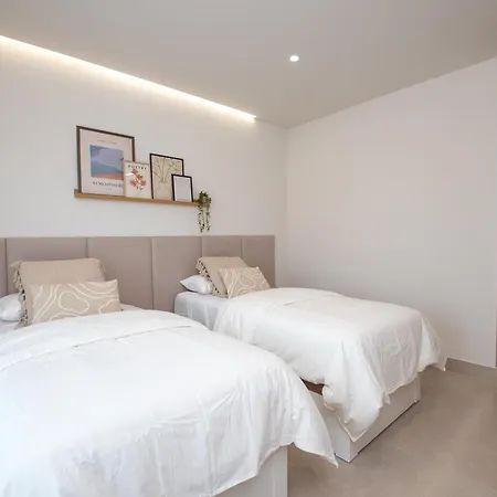 別荘 Casa Mediterranea